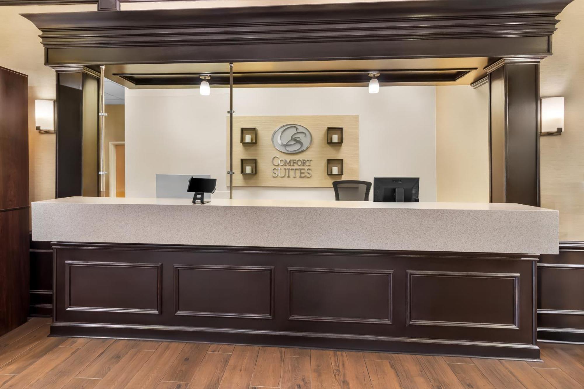 河闸商场康福特套房酒店 古德利茨维尔 外观 照片